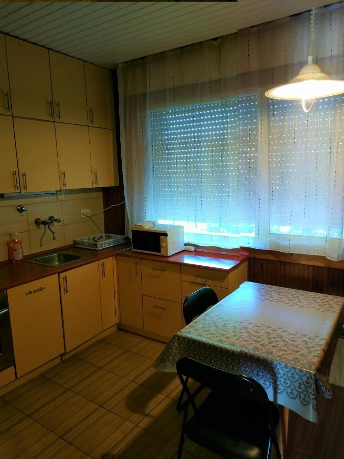 בלטונללה Aranyharmat Apartman מראה חיצוני תמונה