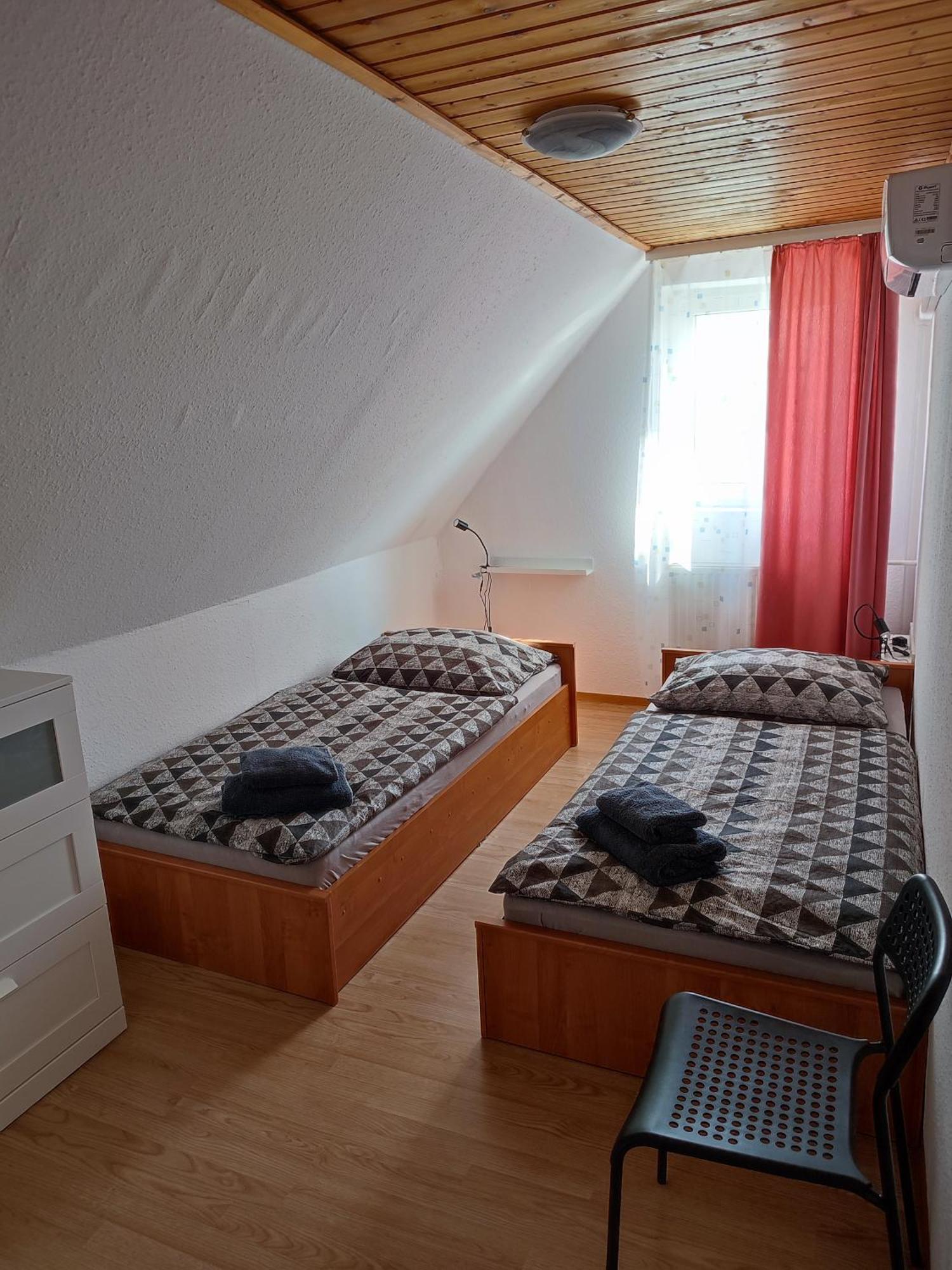 בלטונללה Aranyharmat Apartman מראה חיצוני תמונה